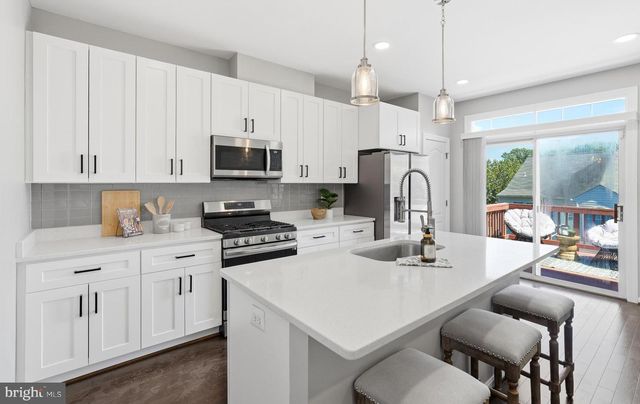 13365 FERRY LANDING LN, Woodbridge, VA 22191
