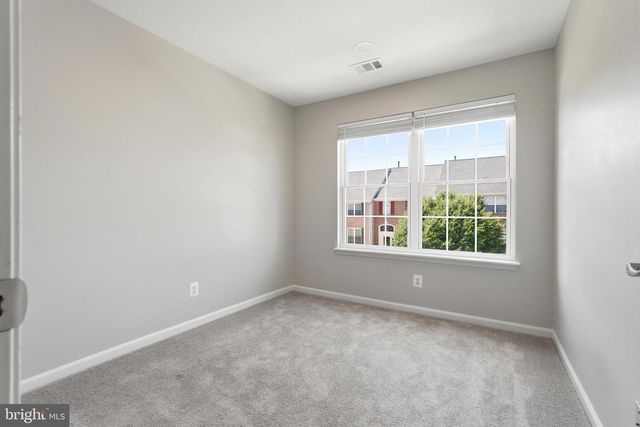 13365 FERRY LANDING LN, Woodbridge, VA 22191
