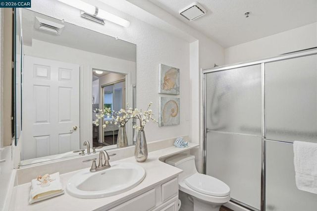 1860 Tice Creek Dr 1210, Walnut Creek, CA 94595