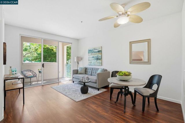 1860 Tice Creek Dr 1210, Walnut Creek, CA 94595