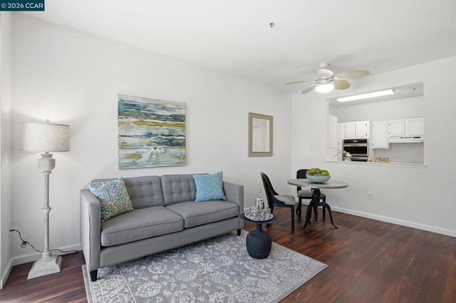 1860 Tice Creek Dr 1210, Walnut Creek, CA 94595