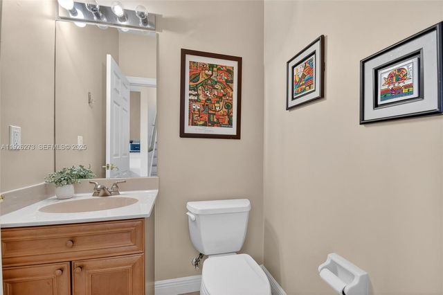 418 N Federal Hwy 26, Lake Worth, FL 33460