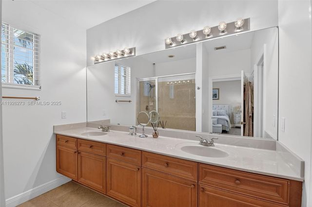 418 N Federal Hwy 26, Lake Worth, FL 33460