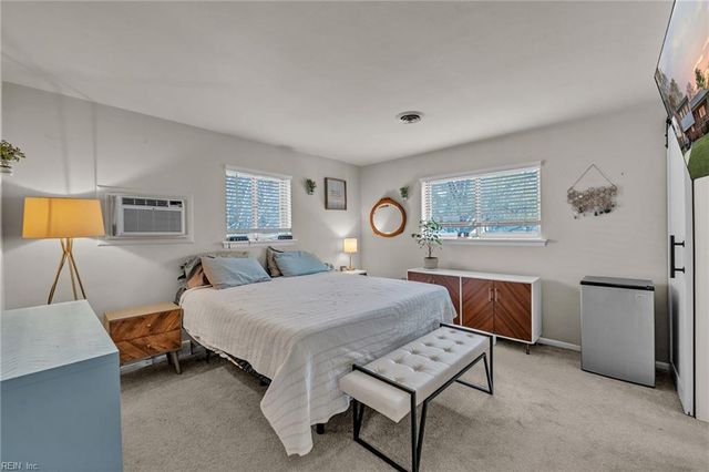 532 Hornell LN, Virginia Beach, VA 23452