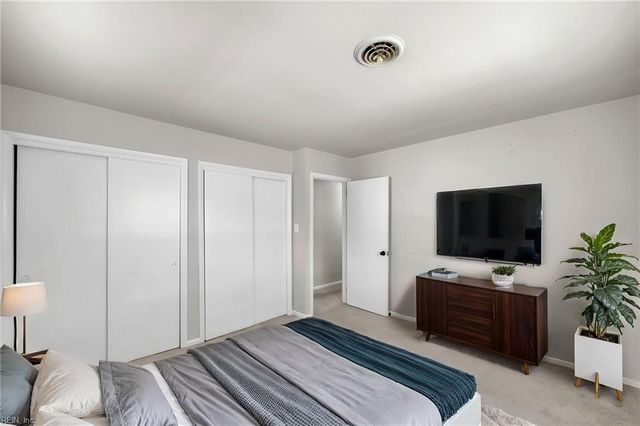 532 Hornell LN, Virginia Beach, VA 23452