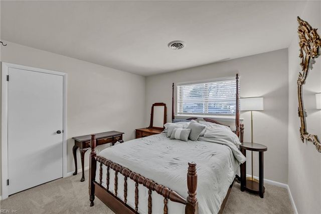 532 Hornell LN, Virginia Beach, VA 23452