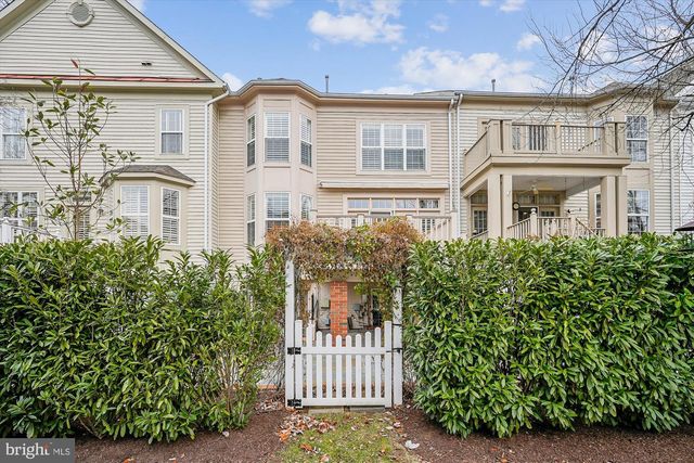 43439 WILD DUNES SQ, Leesburg, VA 20176