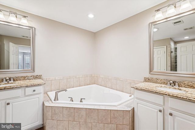 43439 WILD DUNES SQ, Leesburg, VA 20176