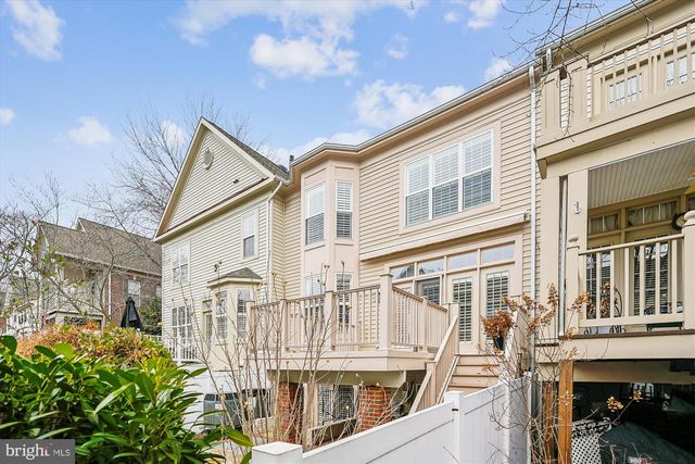 43439 WILD DUNES SQ, Leesburg, VA 20176