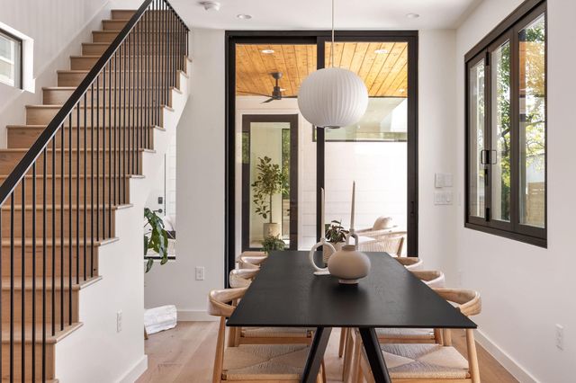303 W Elizabeth ST A, Austin, TX 78704