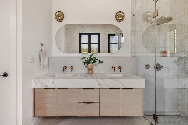 303 W Elizabeth ST A, Austin, TX 78704