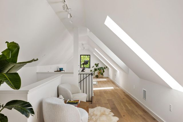 303 W Elizabeth ST A, Austin, TX 78704