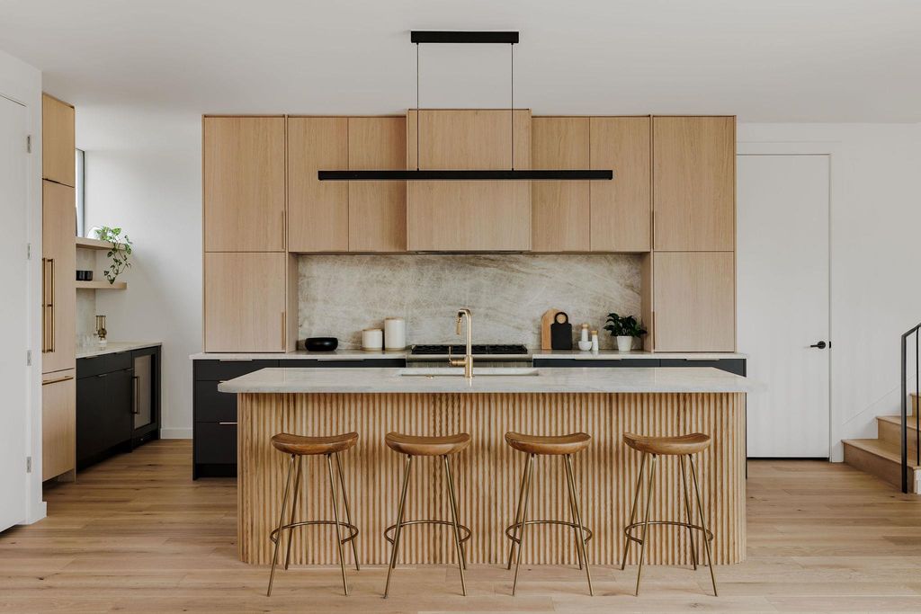 303 W Elizabeth ST A, Austin, TX 78704