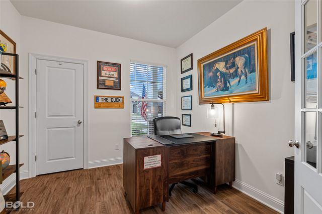 304 Prien Lake Loop, Bossier City, LA 71111