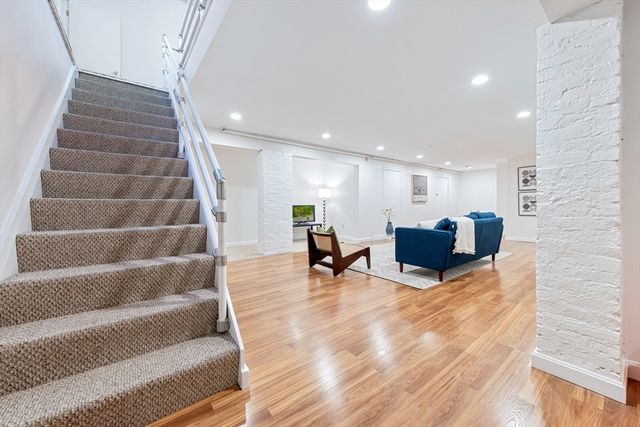 69 Harvey St 3, Cambridge, MA 02141