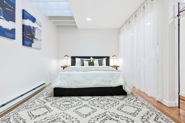 69 Harvey St 3, Cambridge, MA 02141