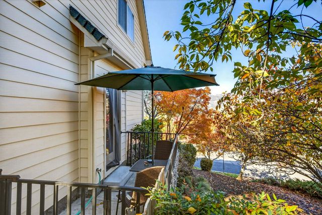 500 Lakota Way, Ashland, OR 97520