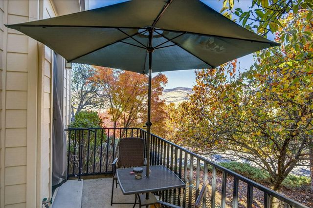 500 Lakota Way, Ashland, OR 97520