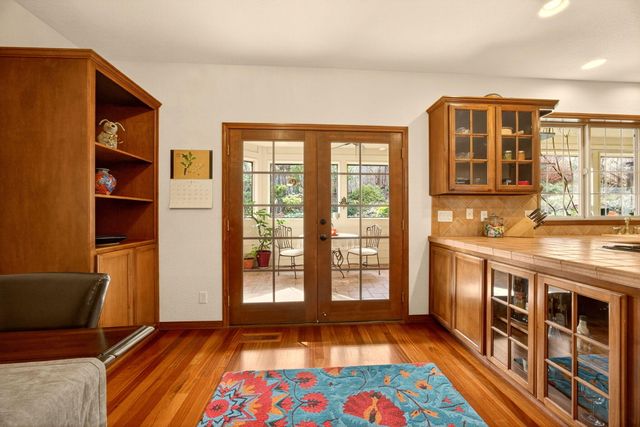 500 Lakota Way, Ashland, OR 97520