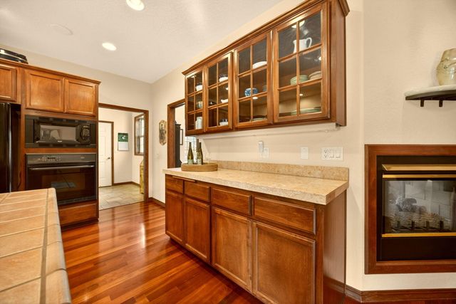 500 Lakota Way, Ashland, OR 97520