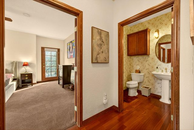 500 Lakota Way, Ashland, OR 97520