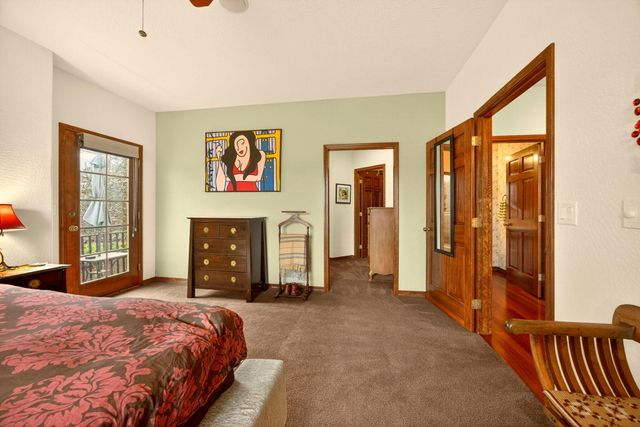 500 Lakota Way, Ashland, OR 97520