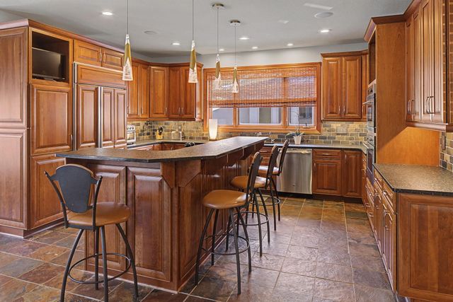 14250 Trace Ridge Road, Wayzata, MN 55391