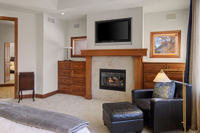 14250 Trace Ridge Road, Wayzata, MN 55391