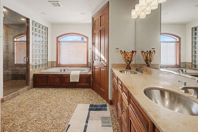 14250 Trace Ridge Road, Wayzata, MN 55391