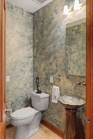 14250 Trace Ridge Road, Wayzata, MN 55391