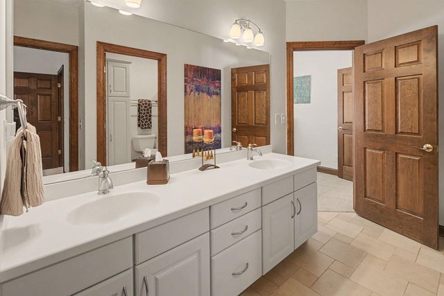 14250 Trace Ridge Road, Wayzata, MN 55391