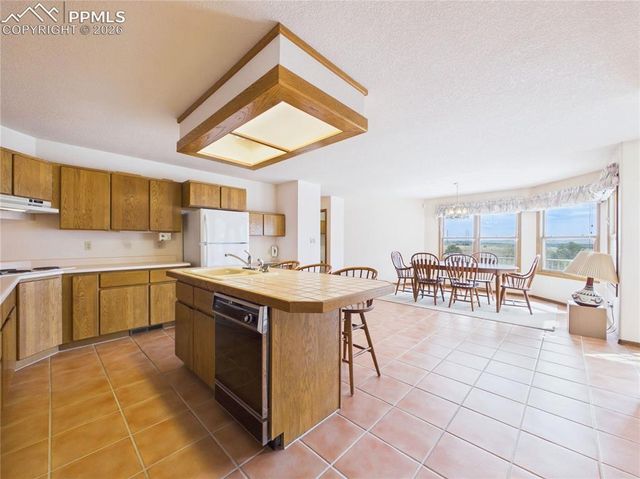 1380 S Winterhaven Drive, Pueblo West, CO 81007