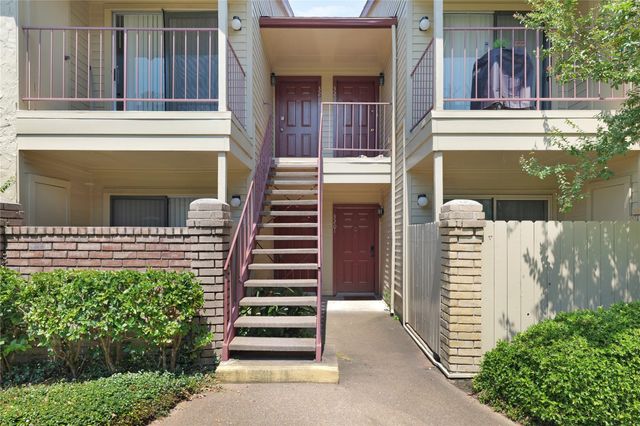 2120 El Paseo Street 3204, Houston, TX 77054