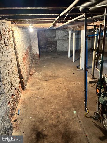 12 CHURCH ST, Mount Holly, NJ 08060