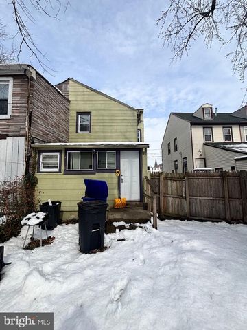 12 CHURCH ST, Mount Holly, NJ 08060