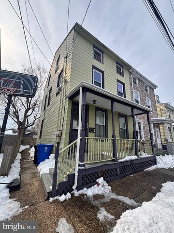 12 CHURCH ST, Mount Holly, NJ 08060