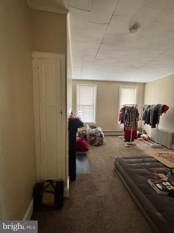 12 CHURCH ST, Mount Holly, NJ 08060