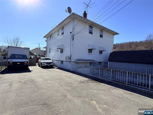 275 Ryerson Avenue, Paterson, NJ 07502