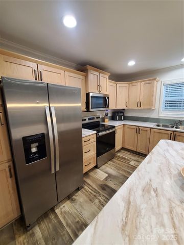 118 Valley Springs Drive, Olin, NC 28660