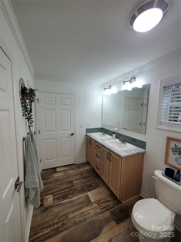 118 Valley Springs Drive, Olin, NC 28660