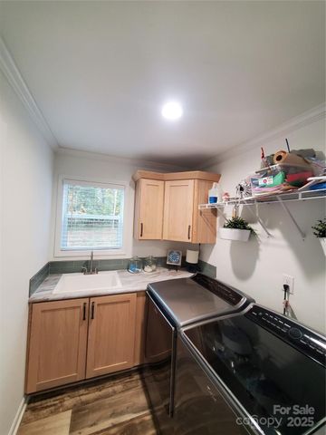 118 Valley Springs Drive, Olin, NC 28660