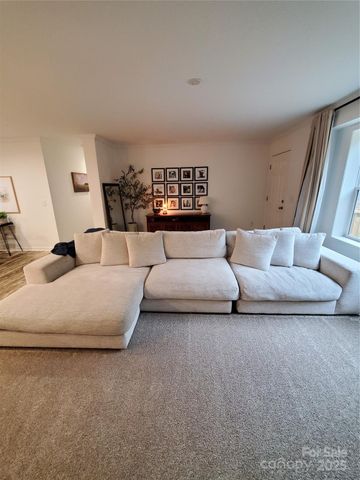 118 Valley Springs Drive, Olin, NC 28660