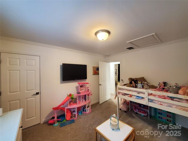 118 Valley Springs Drive, Olin, NC 28660