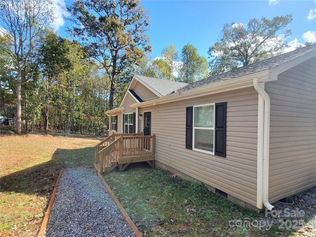 118 Valley Springs Drive, Olin, NC 28660