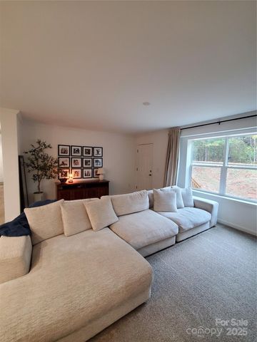 118 Valley Springs Drive, Olin, NC 28660