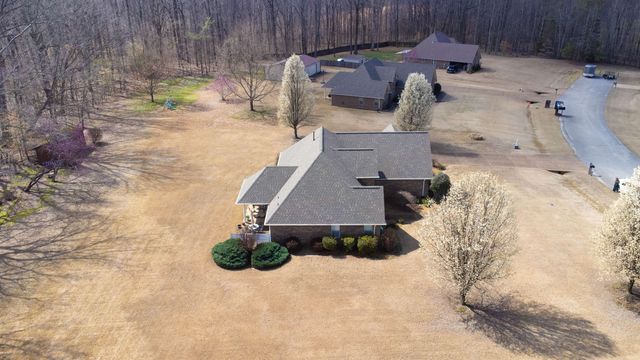 15 WALTER KEE DR, Medina, TN 38355