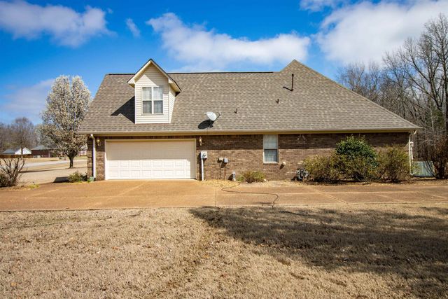 15 WALTER KEE DR, Medina, TN 38355