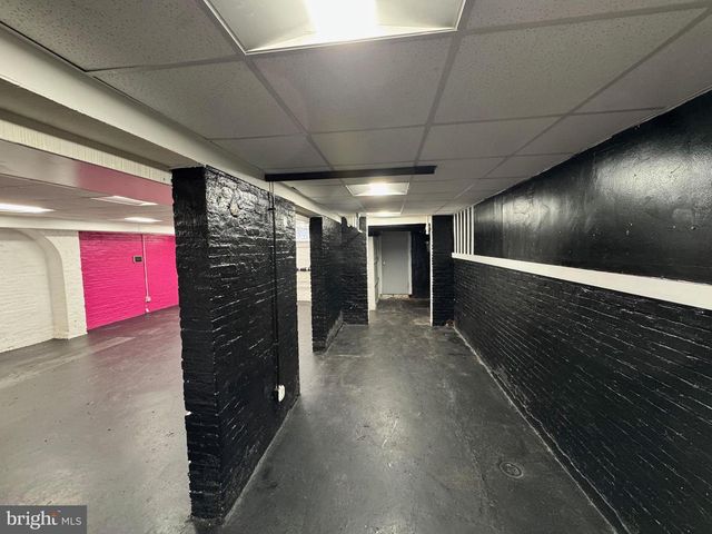 1013 N CHARLES ST, Baltimore, MD 21201