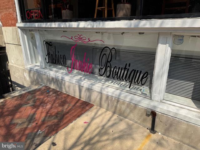 1013 N CHARLES ST, Baltimore, MD 21201