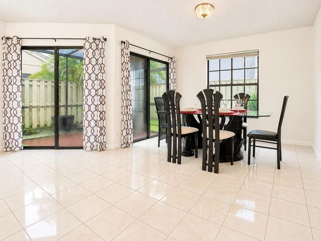 1710 Shoreside Circle, Wellington, FL 33414